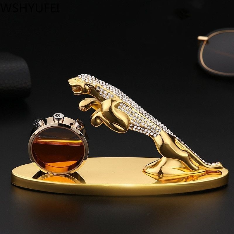 Luxus -Panther -Statue