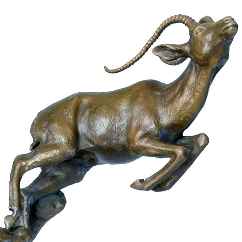 Panther -Tierbronzestatue