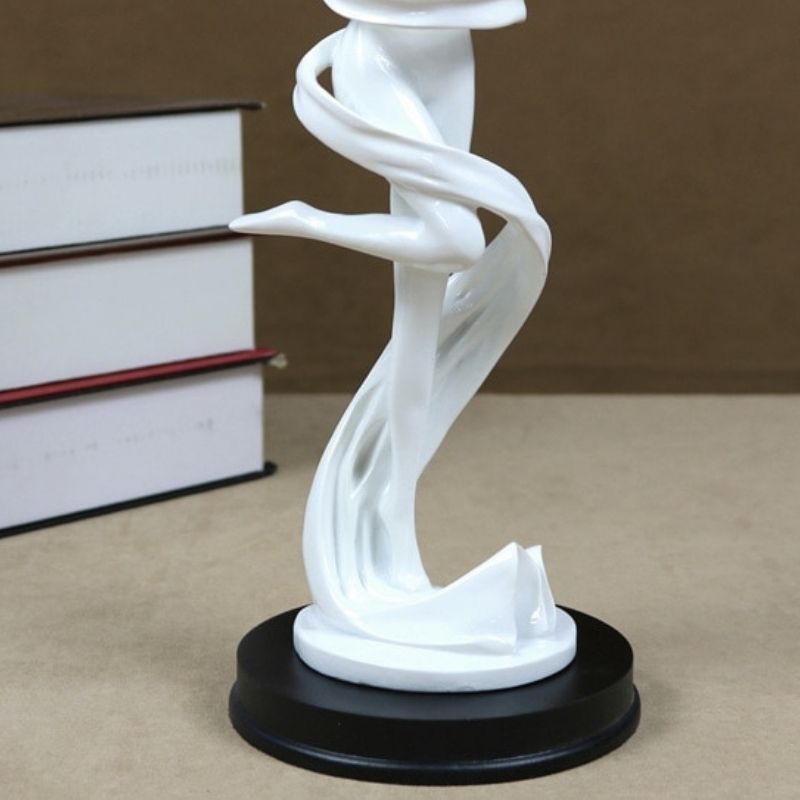 Sexy Frau Statue