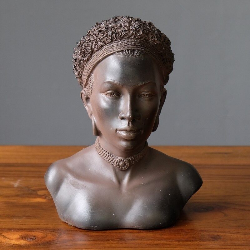 Afrikanische Frau Statue Masai