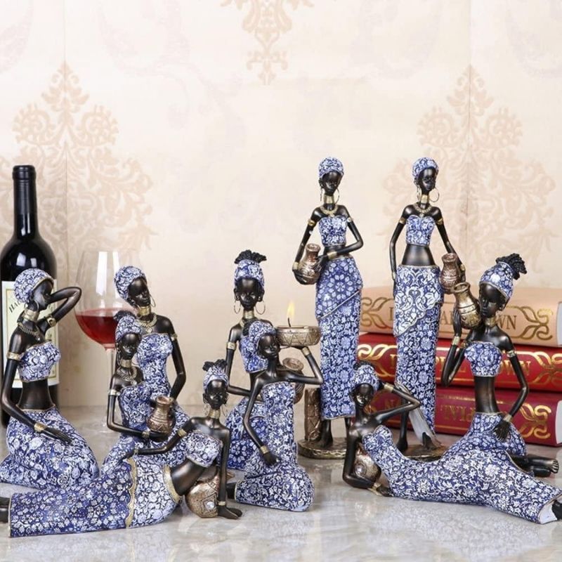 Afrikanische Statue mit Glas