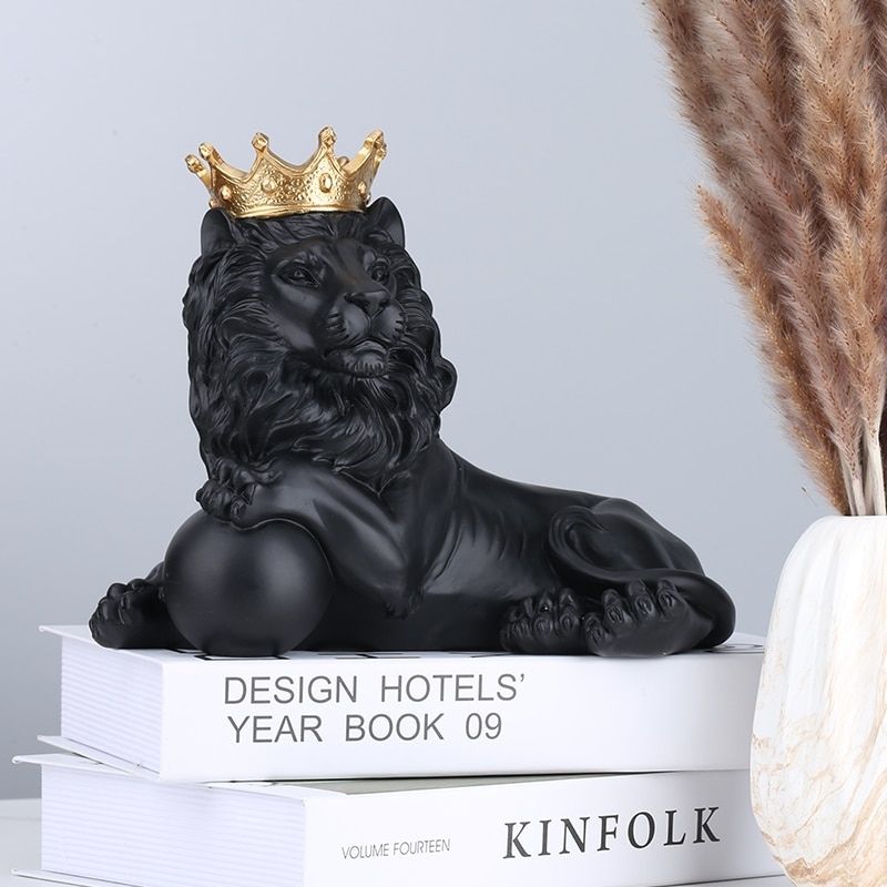 Black Lion King Statue
