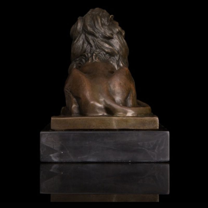 Bronze -Außenlöwenstatue