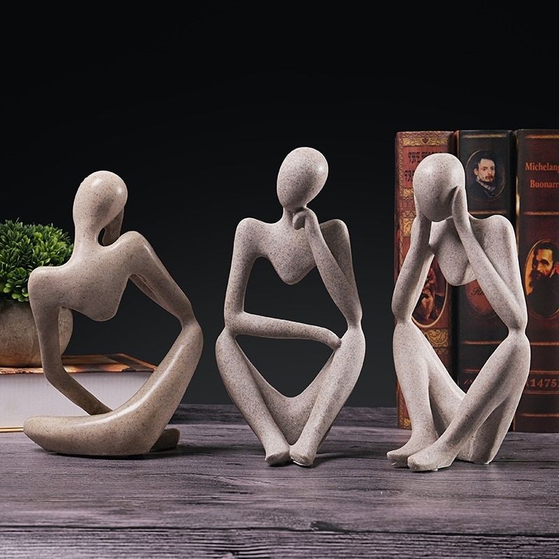 Designfraustatue