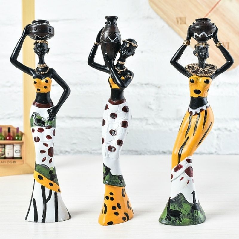 Gelbe afrikanische Statue