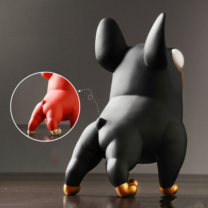 Kiki -Hundestatue heftig