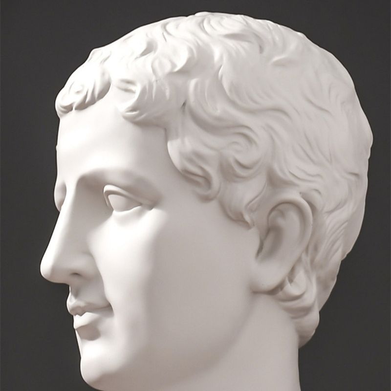 Männliche griechische Statue