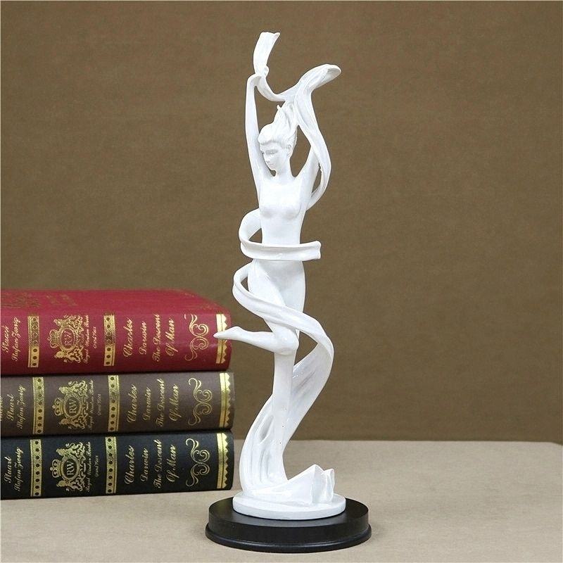 Sexy Frau Statue