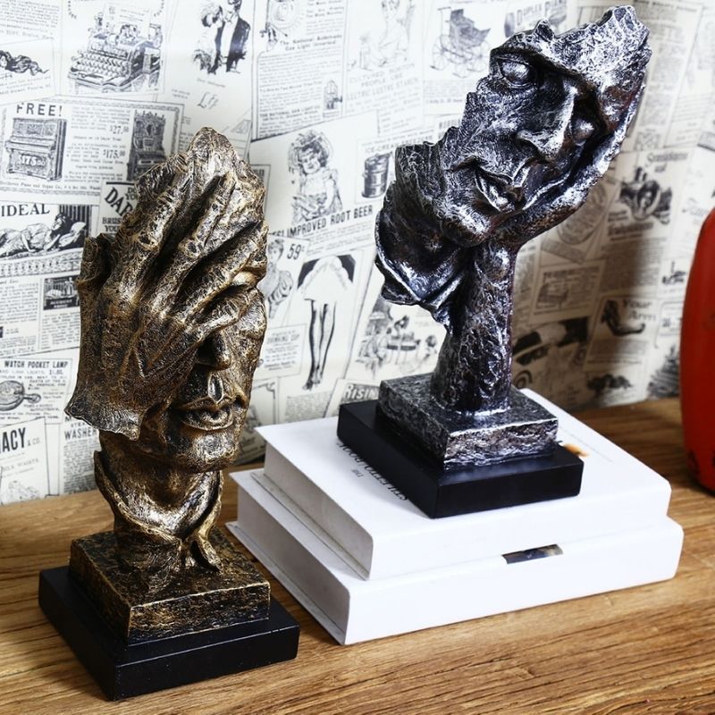 Statue Golden Face Man