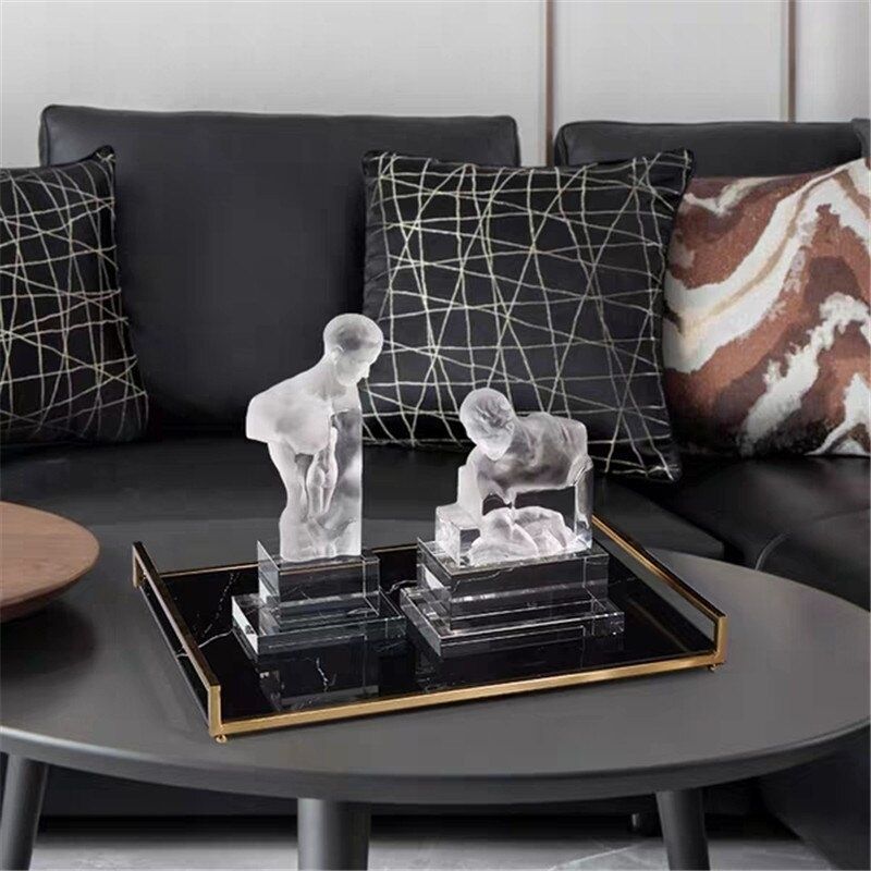 Statue Männer Glas